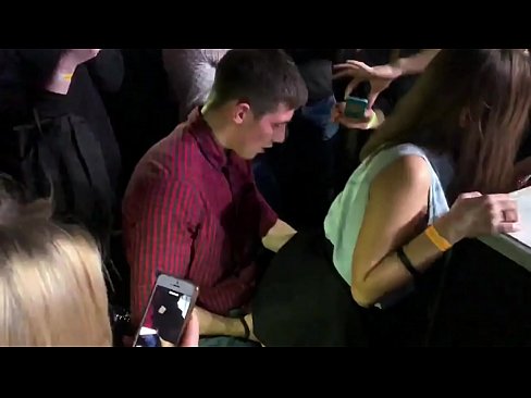 ❤️ Rus tungi klubida haqiqiy jinsiy aloqa. 18 yoshli rus qizi anus va qin ichida tungi klubda sikishdi ️ Super seksda pornoda uz.porn-mz-com.ru